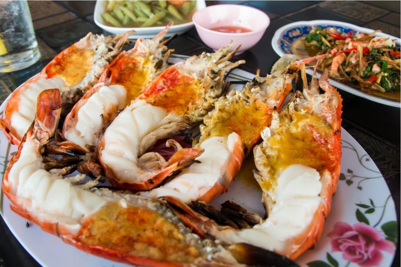 Thai Seafood Meals 800x533 